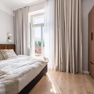 Apartment Apartprestige Krupowki Z Widokiem Na Giewont Lub Krupowki, Zakopane